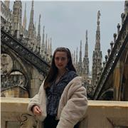 Estudiante universitaria ofrece clases de repaso para alumnos de primaria, secundaria y bachillerato de ciencias sociales